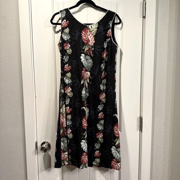Paradise Bay made in Hawaii dress size Medium - Picture 1 of 5